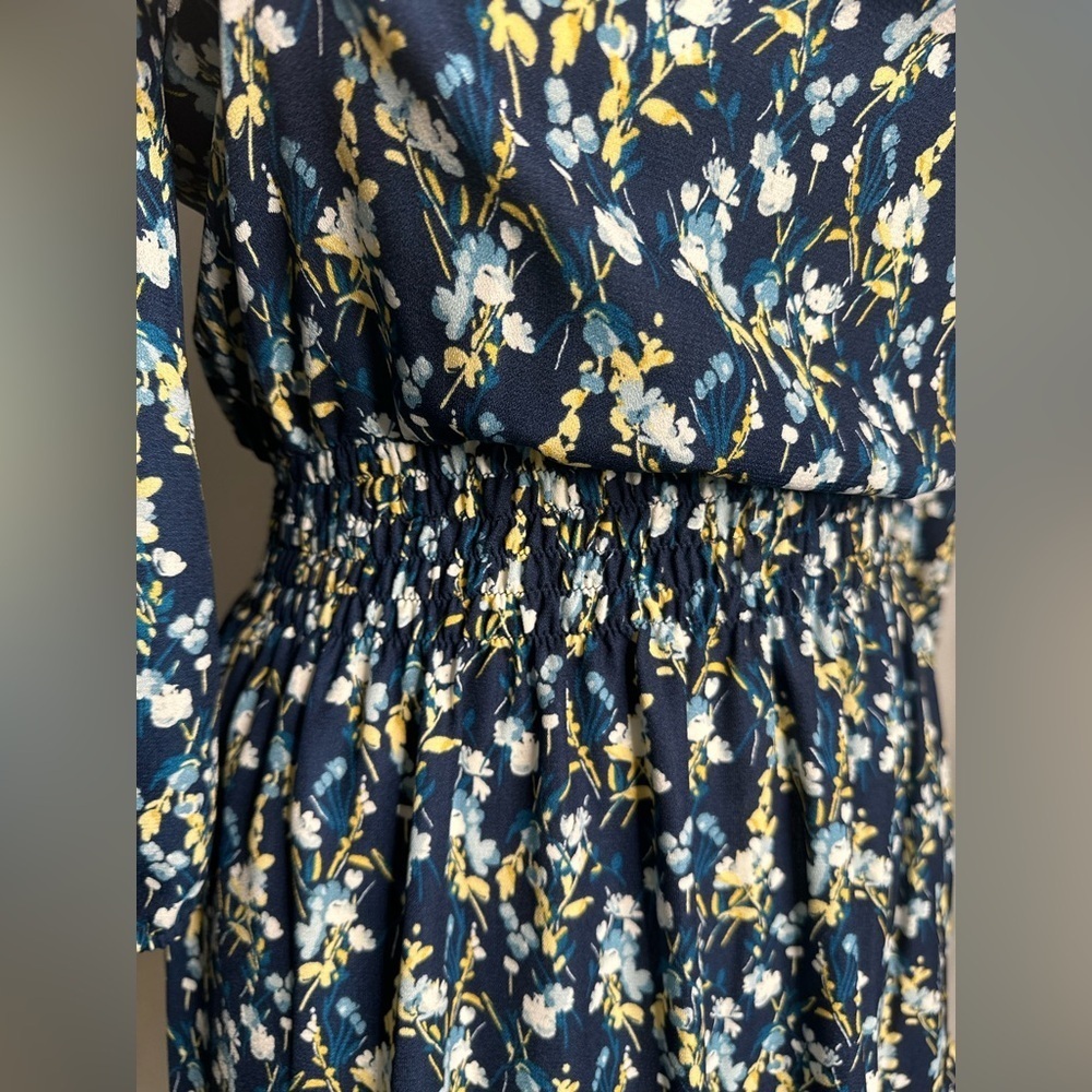Maison Tara Floral Round Neck Women's Dress (718) - Picture 11 of 17